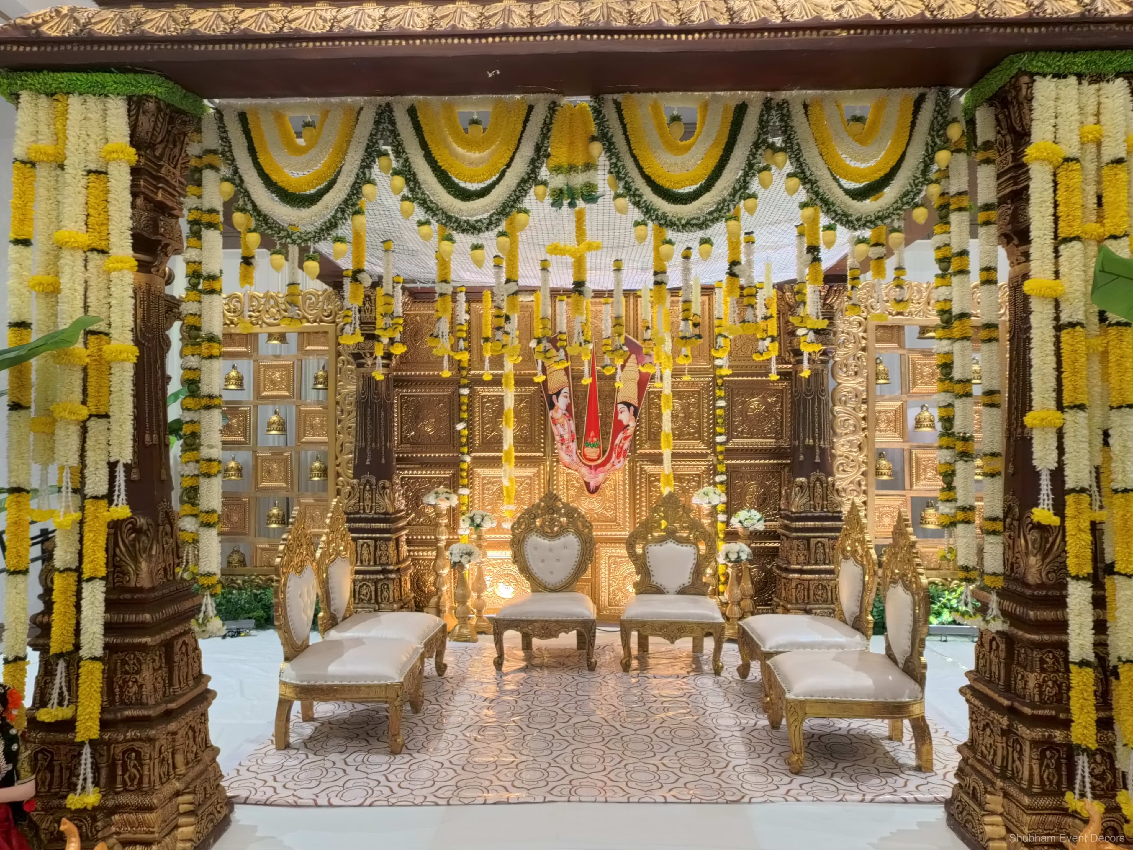 Mandap Design
& Floral Arches